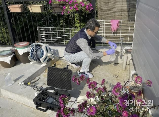먹는 물 수질 검사 시료 채수 현장