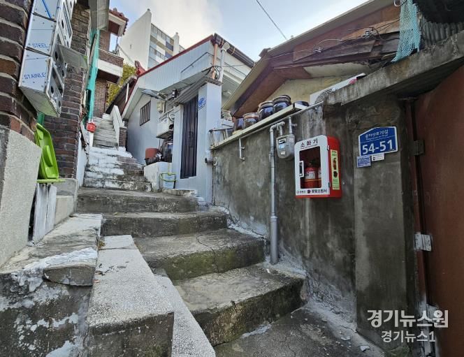 중랑구 지역 곳곳에 설치된 보이는 소화기 함의 모습