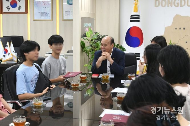 꿈이룸 동아리 참여 학생 격려