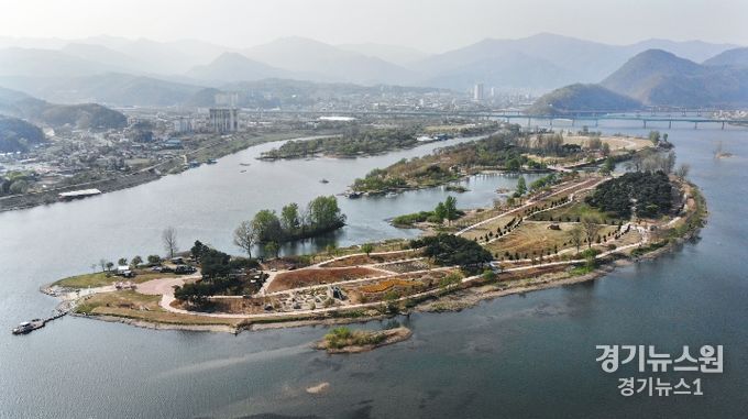 힐링과행복의자라섬