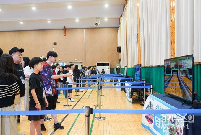 ‘제8회 흥타령배 전국 장애인 e스포츠 대회’가 지난 13일 태조산청소년수련관 체육관에서 개최됐다.