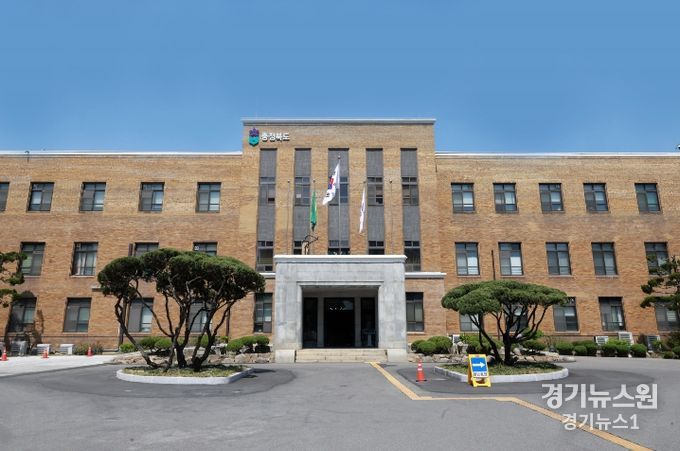 충북도, 5자녀 이상 가정 0세부터 18세까지 매년 5백만원 파격 지원