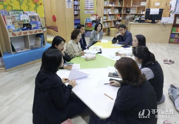 공공-작은도서관 연계협력사업 진행 모습