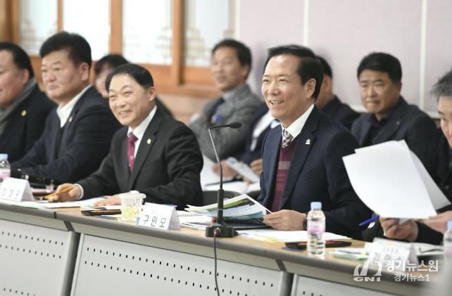 구인모 거창군수, 12개 읍면민과 격 없는 ‘소통 행보’