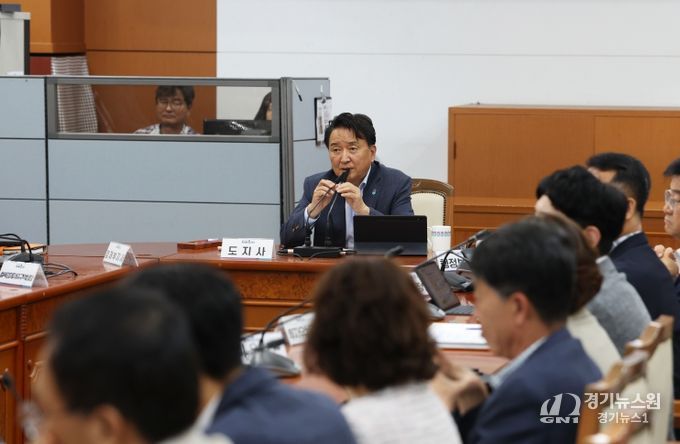 8일 확대간부회의