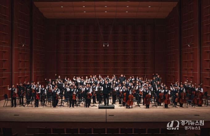 (11월 김해문화의전당에서 펼쳐지는 '꿈의 무용단 정기공연'과 '꿈의 오케스트라 정기연주회')6.꿈오공연