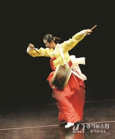 산청군, 기산국악당 ‘예혼지무’ 공연 마련