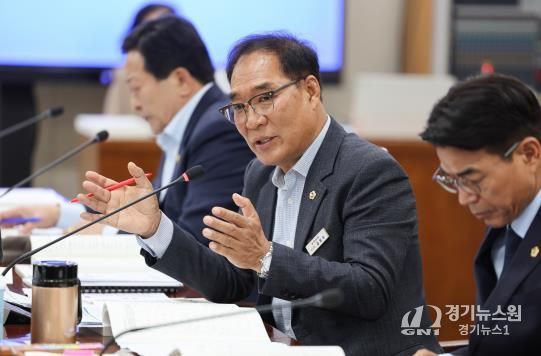 김회식 도의원, 어민이 체감할 수 있는 해양수산 정책 마련 촉구 사진