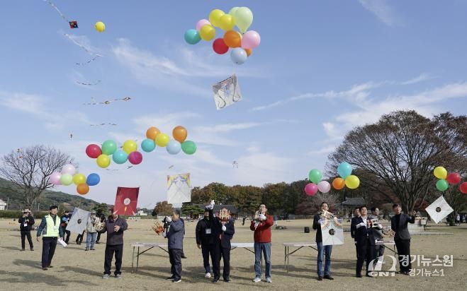 지난해 11월 23일 해미읍성에서 열린 제8회 서산해미읍성 연날리기 대회