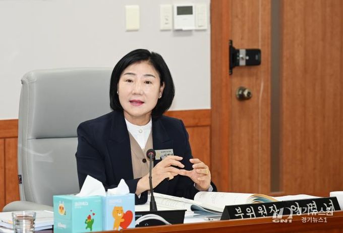 중구의회 이명녀 의원, “행정복지센터, 주민증·인감 대리발급 반복 부실”