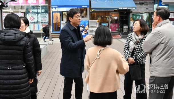 새빛만남 수원 마음을 듣다. 건의사항 반영… 보도블럭·수목 플랜터·가로등 분전함 등 정비 계획