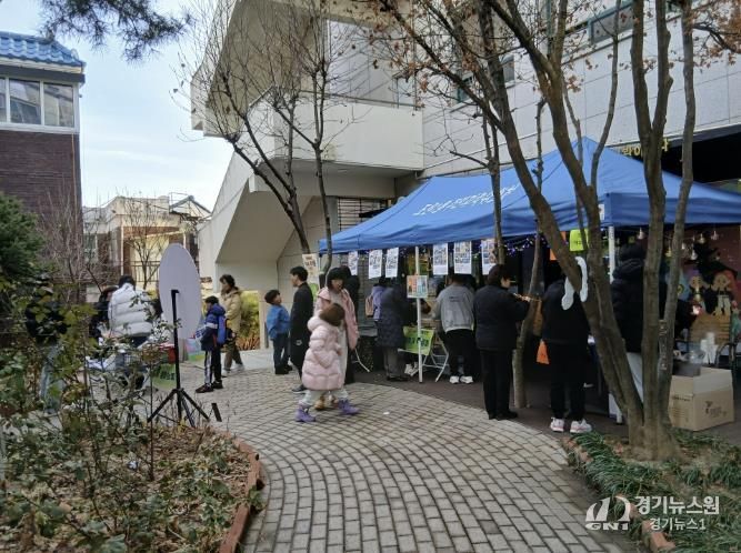 수원시 장안구 조원1동 새마을문고, '우리동네 달빛영화제' 진행