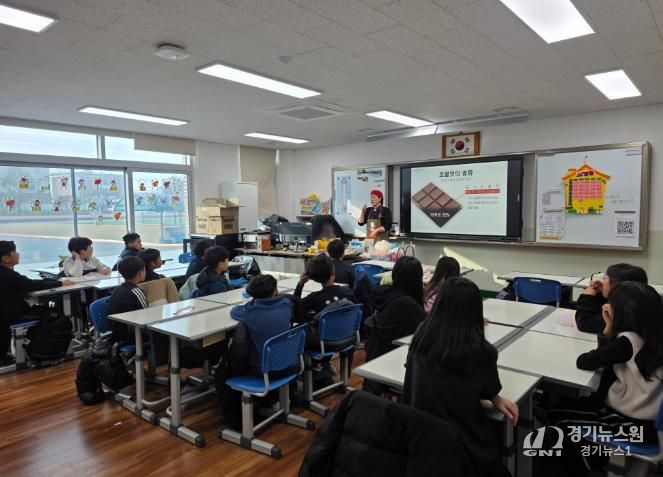 2025학년도 교육과정 운영 취약 시기 진로 컨설팅 성료-초등