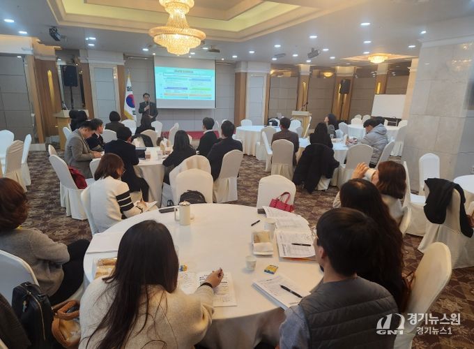 16일 목포에서 ‘2025. 전남형 미래선도학교 담당 교원 연찬회’가 열리고 있다.