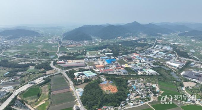 마산리 고분군 원경 사진