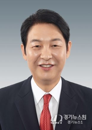 강웅철 의원(국민의힘, 용인 신봉동·동천동·성복동)