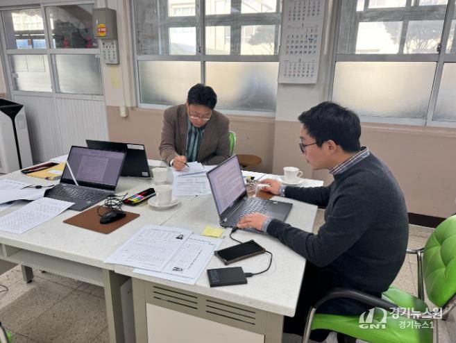 서산교육지원청, 2025학년도 초등 학교생활기록부 점검 완료 “기록의 공정성·신뢰도 뿌리 내린다”