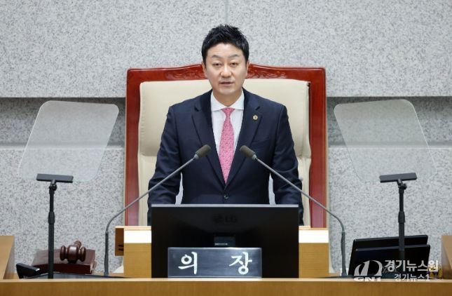 경기도의회 김진경 의장, 제388회 임시회 본회의 개