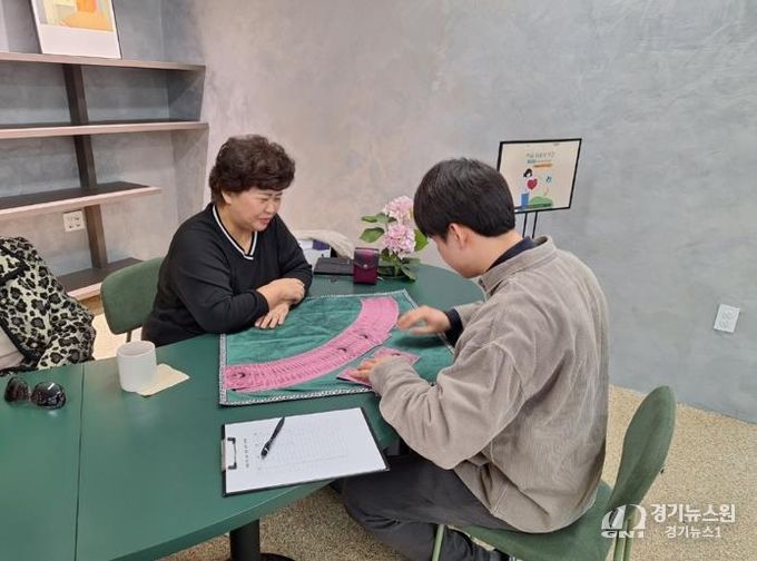 의정부시 송산3동 주민 공유공간, 이웃의 마음을 어루만지는 ‘마음 나눔 타로 상담’ 시작