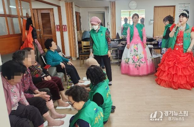 수원시 장안구 송죽동 새마을부녀회, ‘어르신 건강 플러스 데이’ 개최