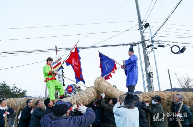 용면리 용줄다리기, 정월대보름 붉은 달 아래에서 놀다