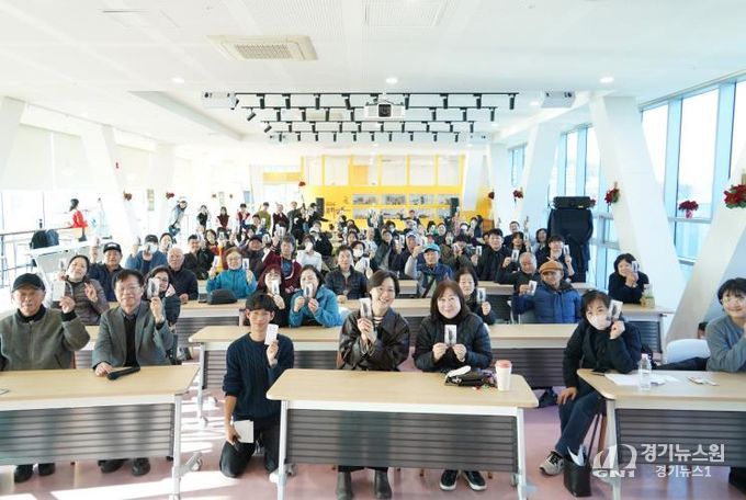 안성미디어센터, 다큐멘터리 <어른 김장하> 접근성 버전 상영회 성료