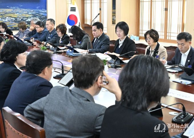 거창군, 김현미 부군수 권한대행 체제 돌입