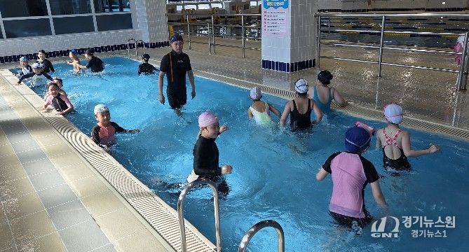 초등학생 생존 수영교육 실시