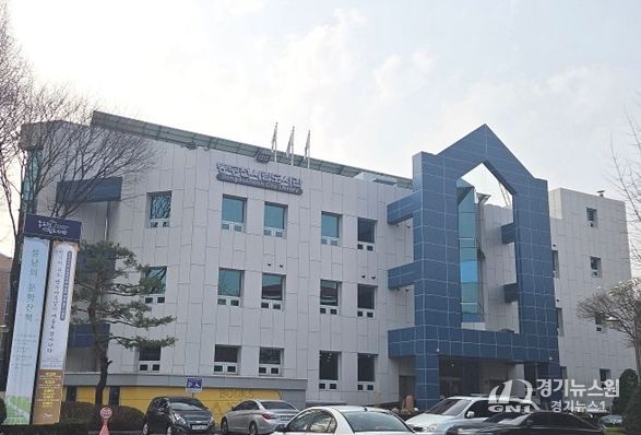 동두천시, 시니어가 전하는 따뜻한 책 이야기 '은빛독서나눔' 운영