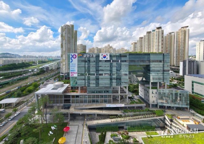 금천구청 종합청사 전경